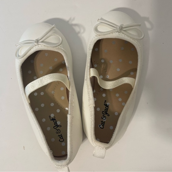 Toddler Girls' Nora Slip-On Ballet Flats White - Cat & Jack™ 5 - Picture 9 of 10